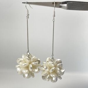 Silver Tone White Faceted Acrylic Flower Dangle Earrings Statement Boho Chunky